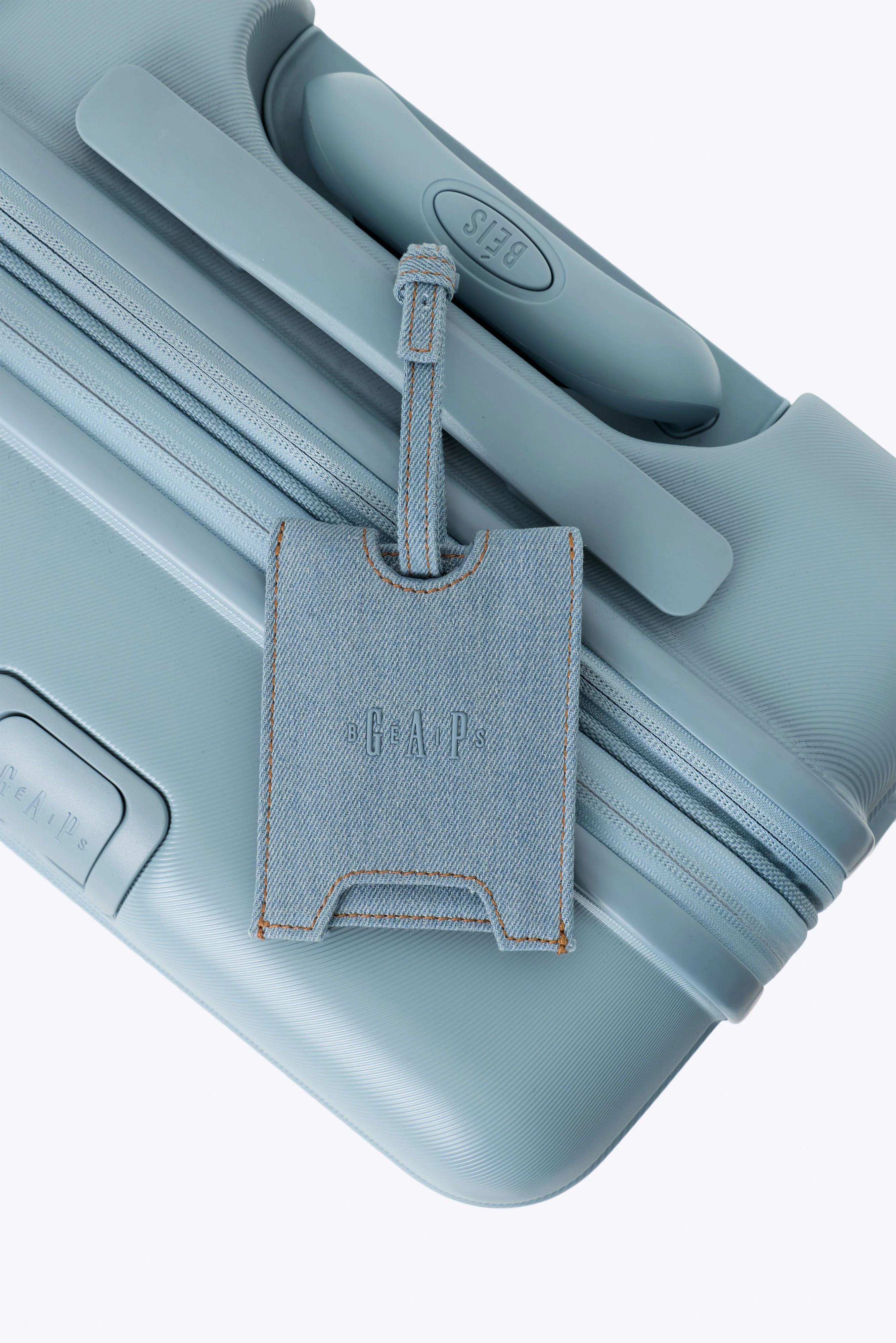 Resale Gap x BÉIS The Passport & Luggage Tag Set in Denim Blue - Image 3