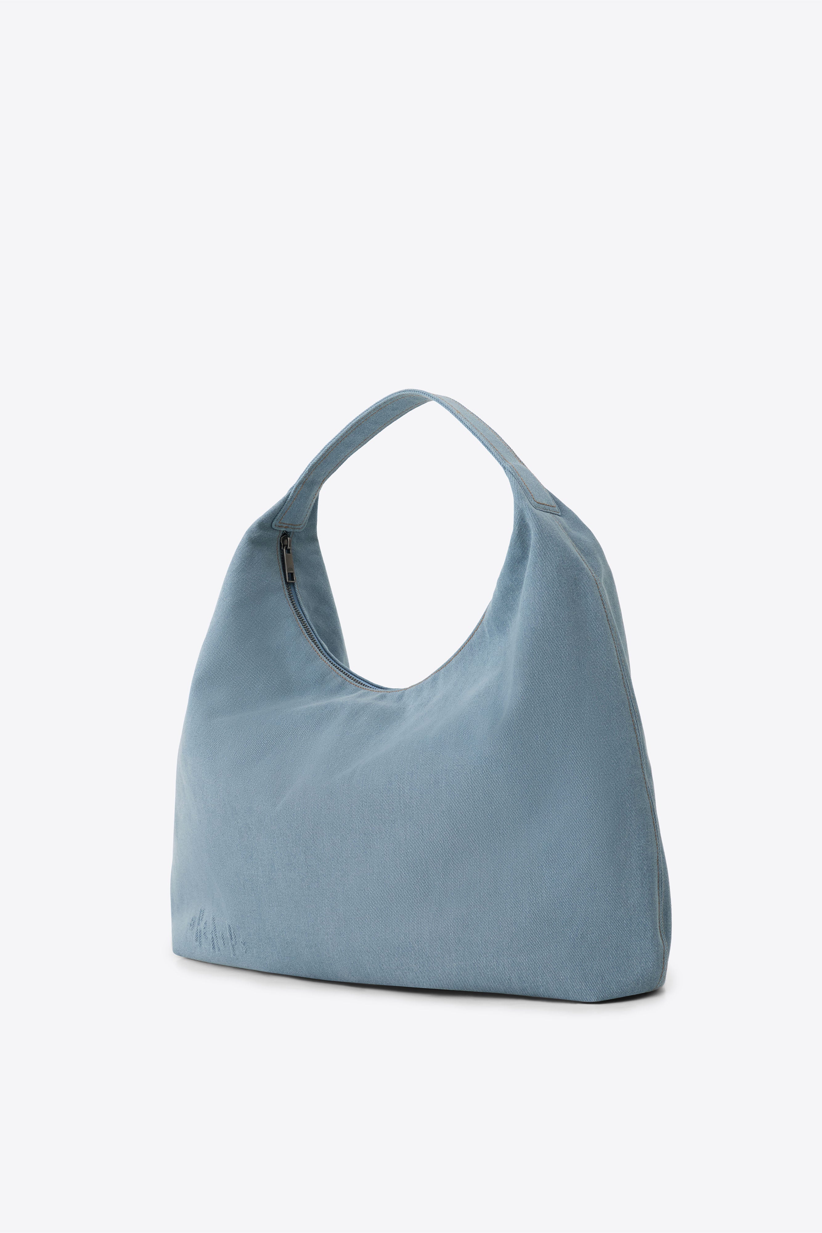 Resale Gap x BÉIS The Shoulder Tote in Denim Blue - Image 4