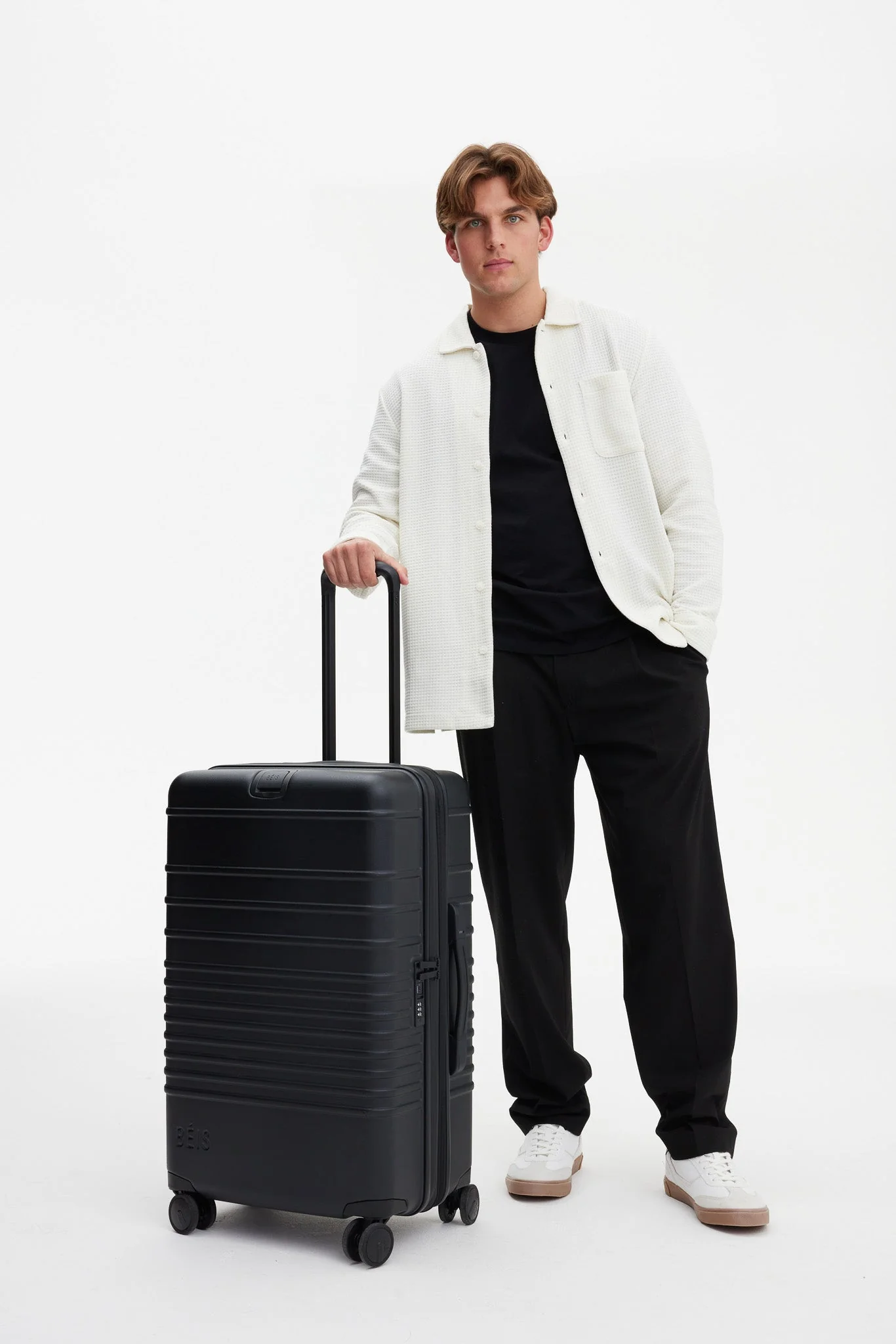 Resale The Medium Check-In Roller in All Black - Image 5