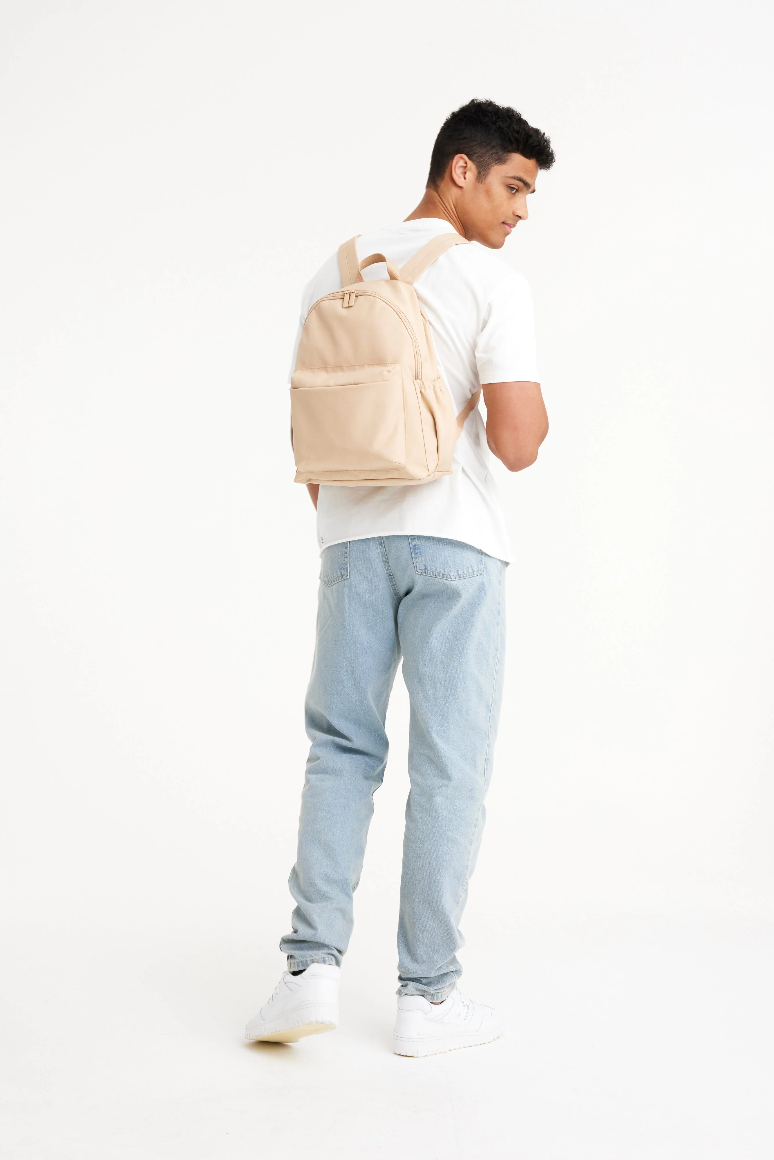 Resale The BÉISics Backpack in Beige - Image 4