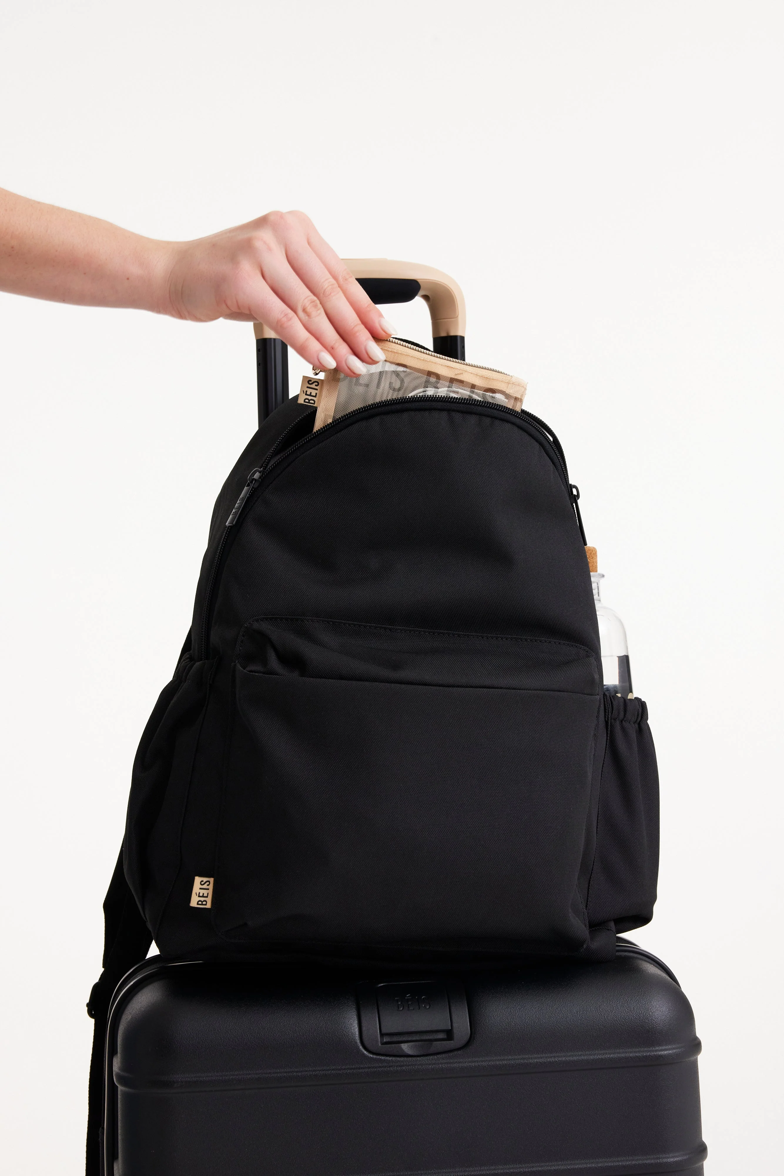 Resale The BÉISics Backpack in Black - Image 8