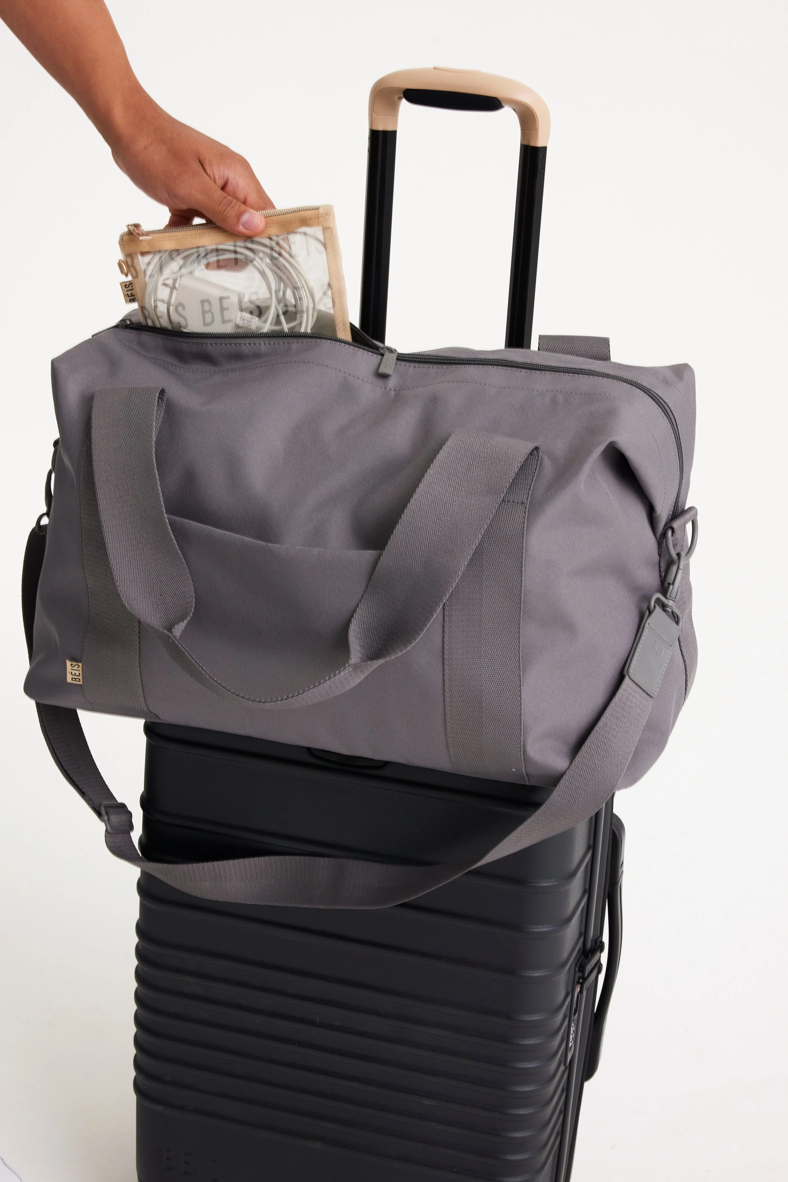 Resale The BÉISics Duffle in Grey - Image 9