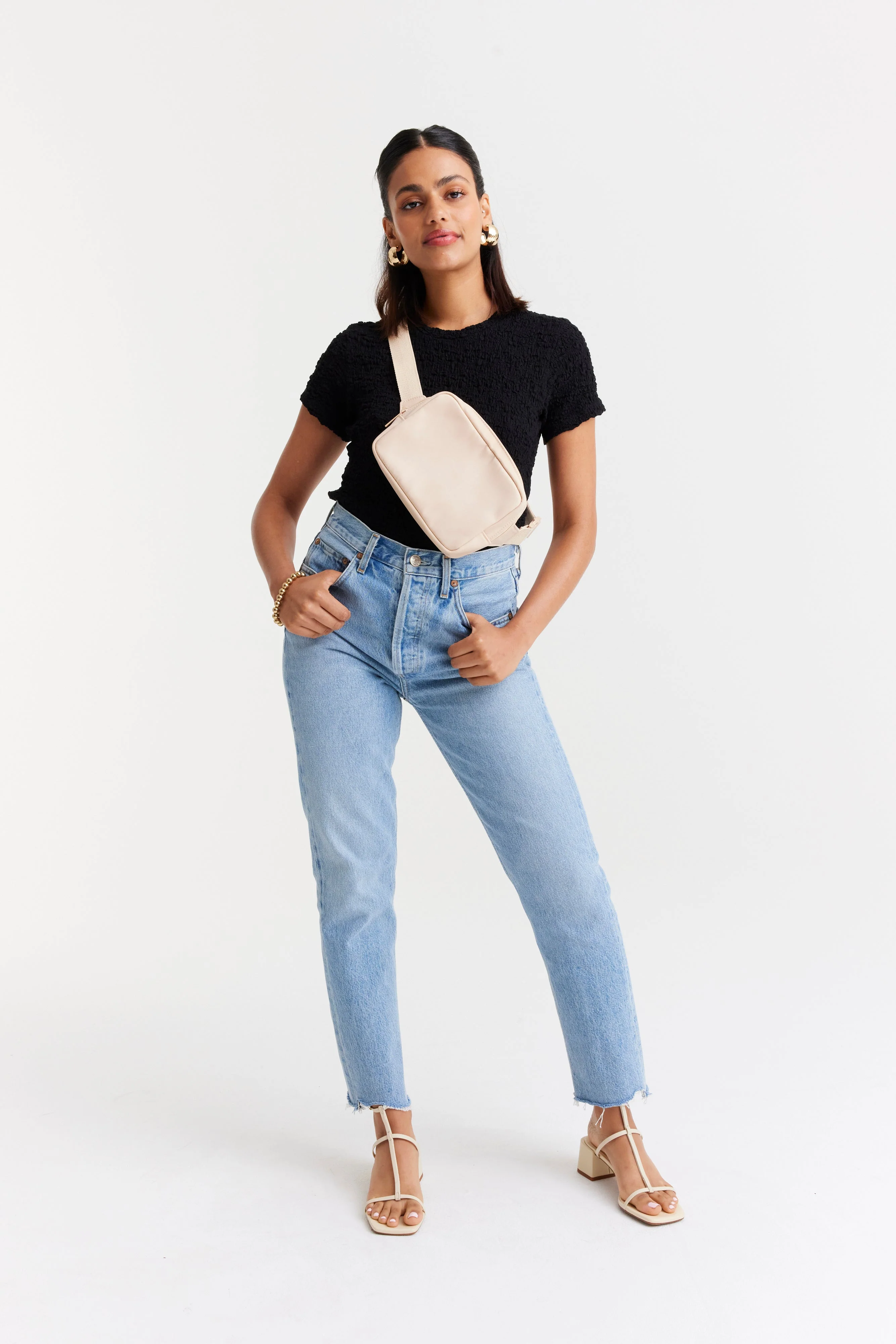Resale The Belt Bag in Beige - Image 5
