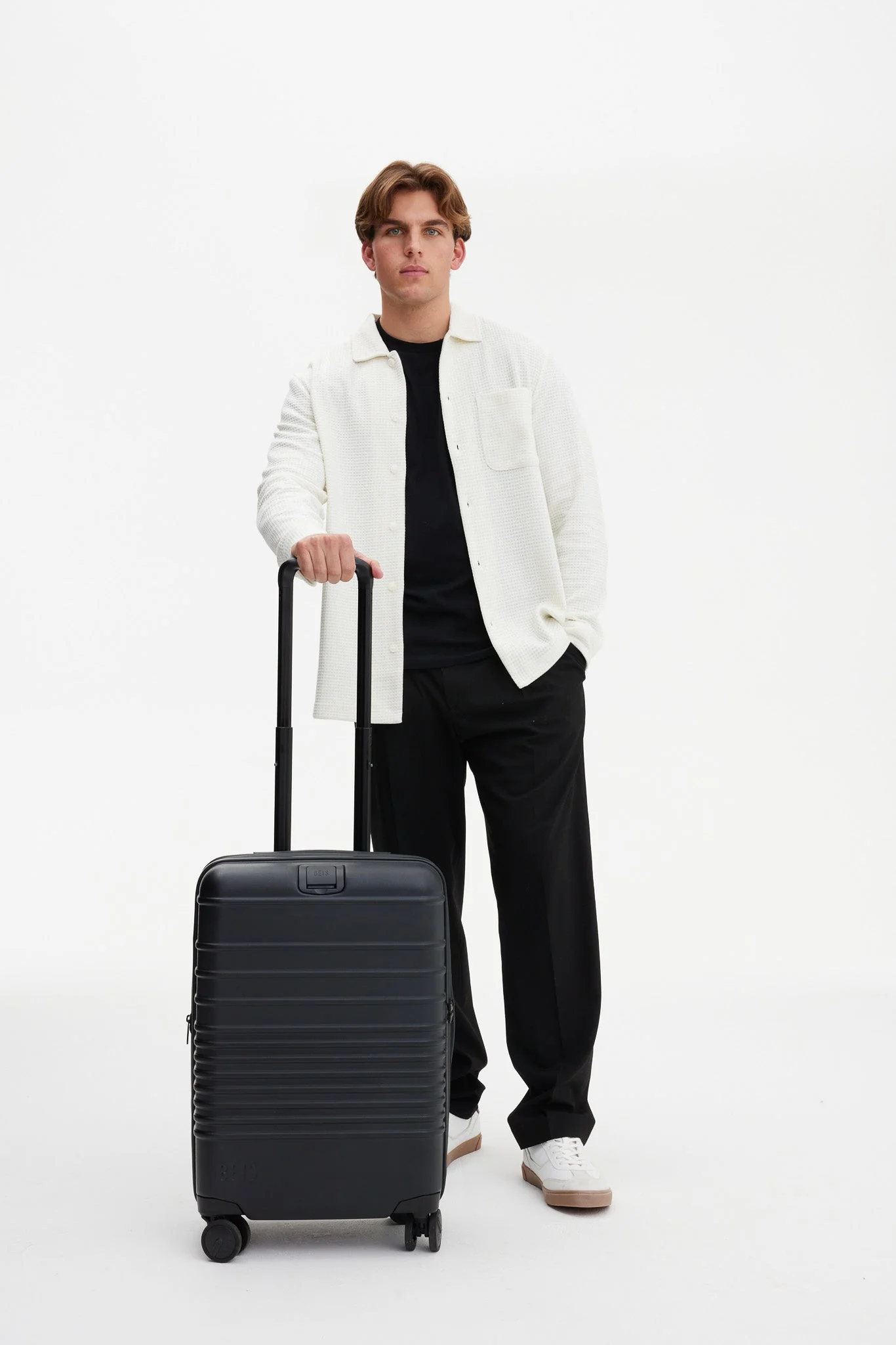 Resale The Carry-On Roller in All Black - Image 5
