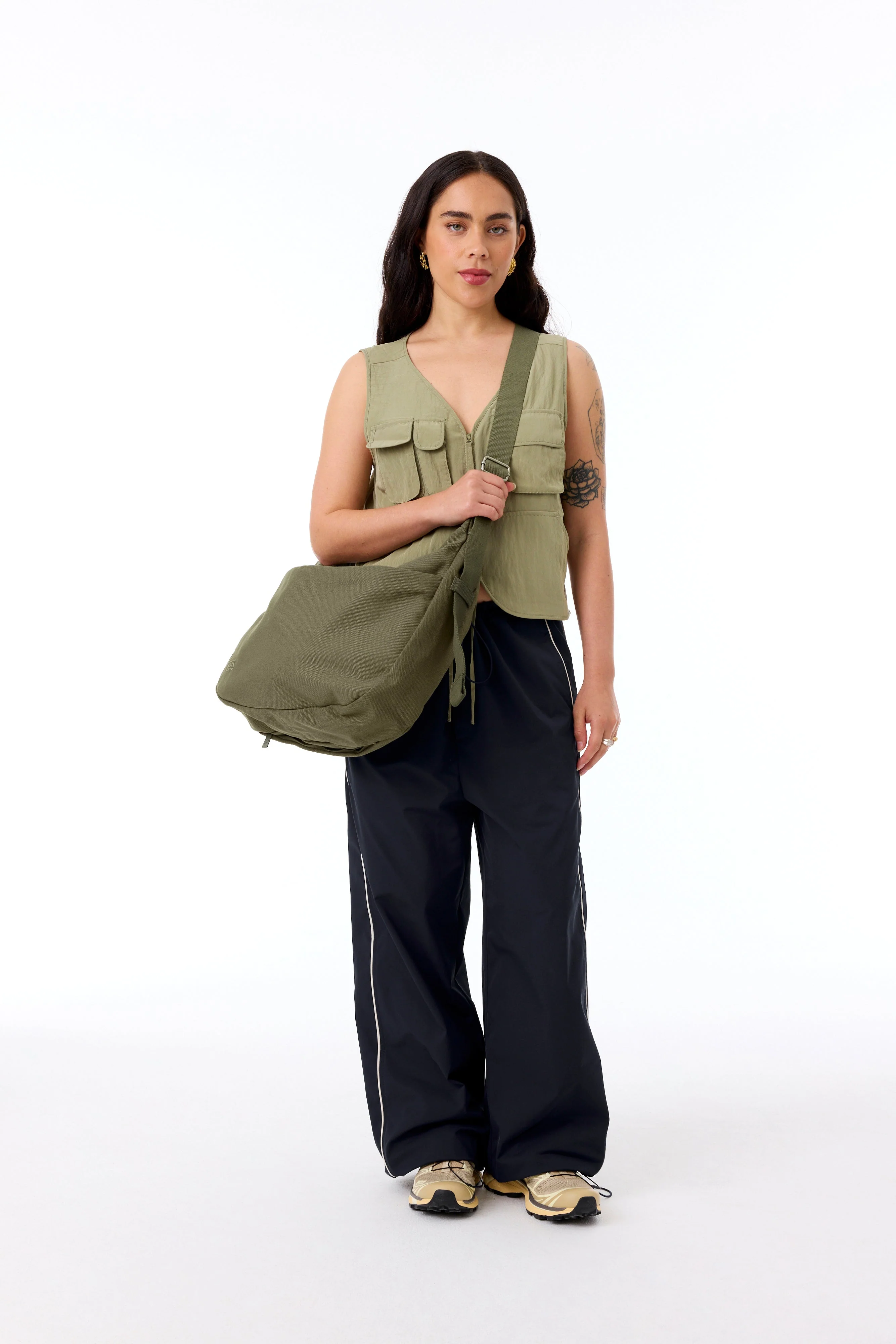 Resale The Carryall Crossbody in Olive - Image 4