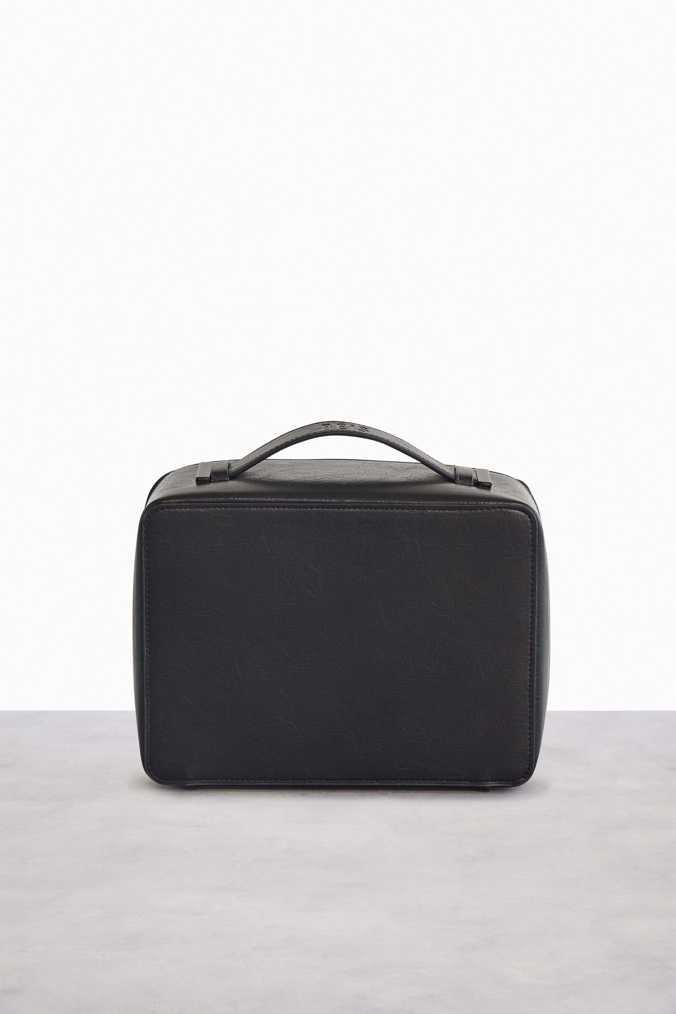 Resale The Cosmetic Case in Black - Image 2
