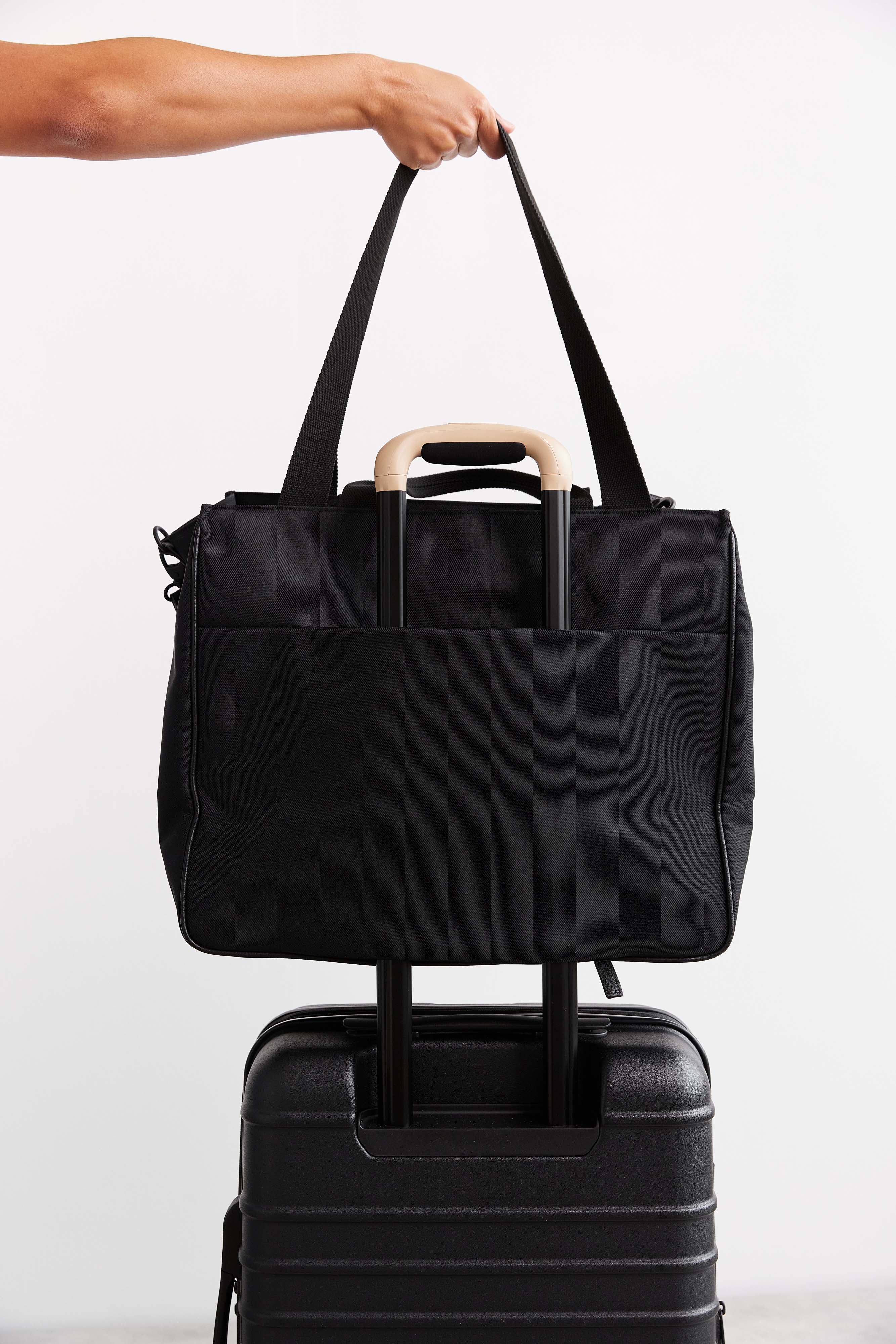 Resale The East To West Tote in Black - Image 4