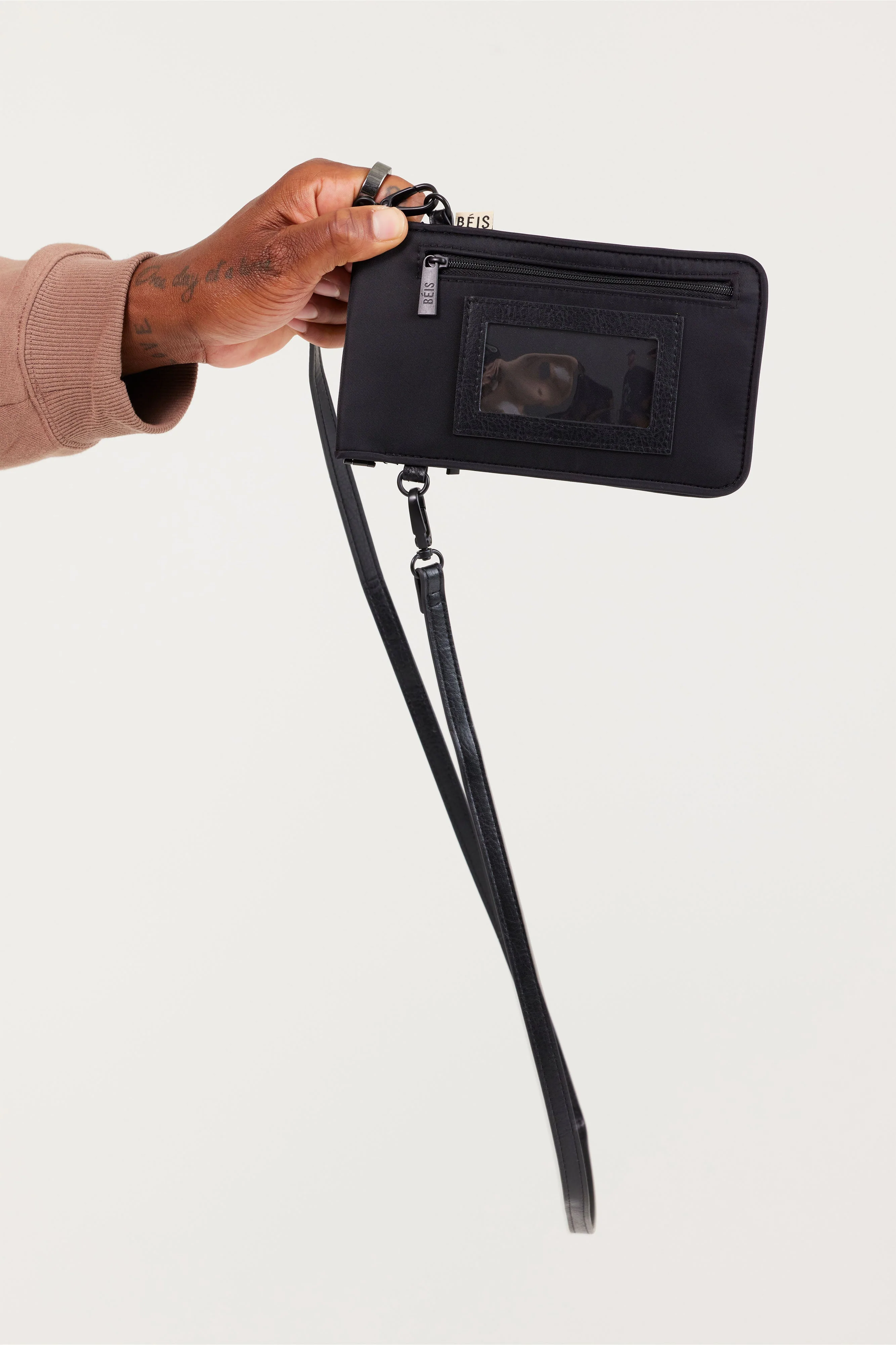 Resale The ID Crossbody Bag in Black - Image 9