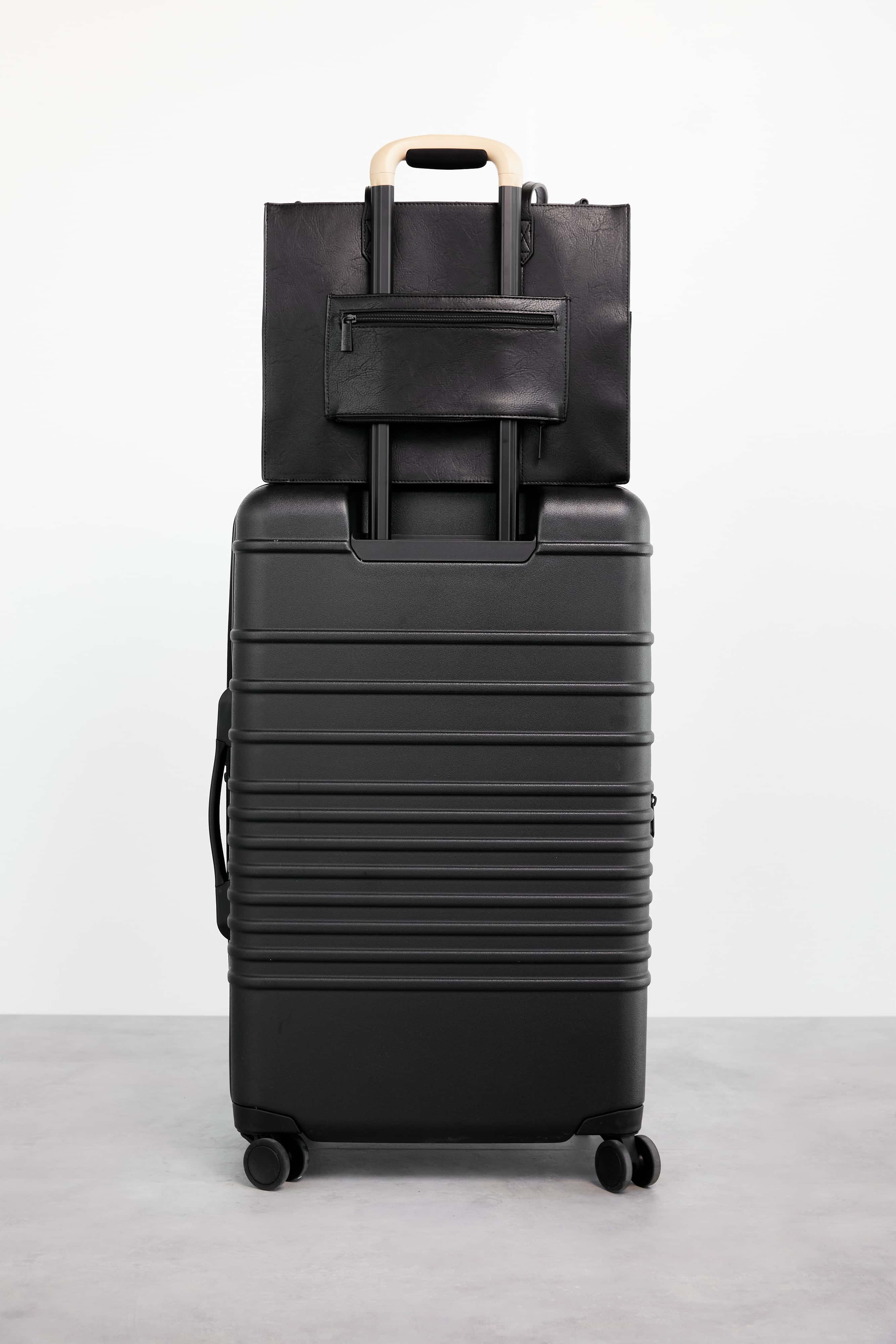 Resale The Large Work Tote in Black - Image 4