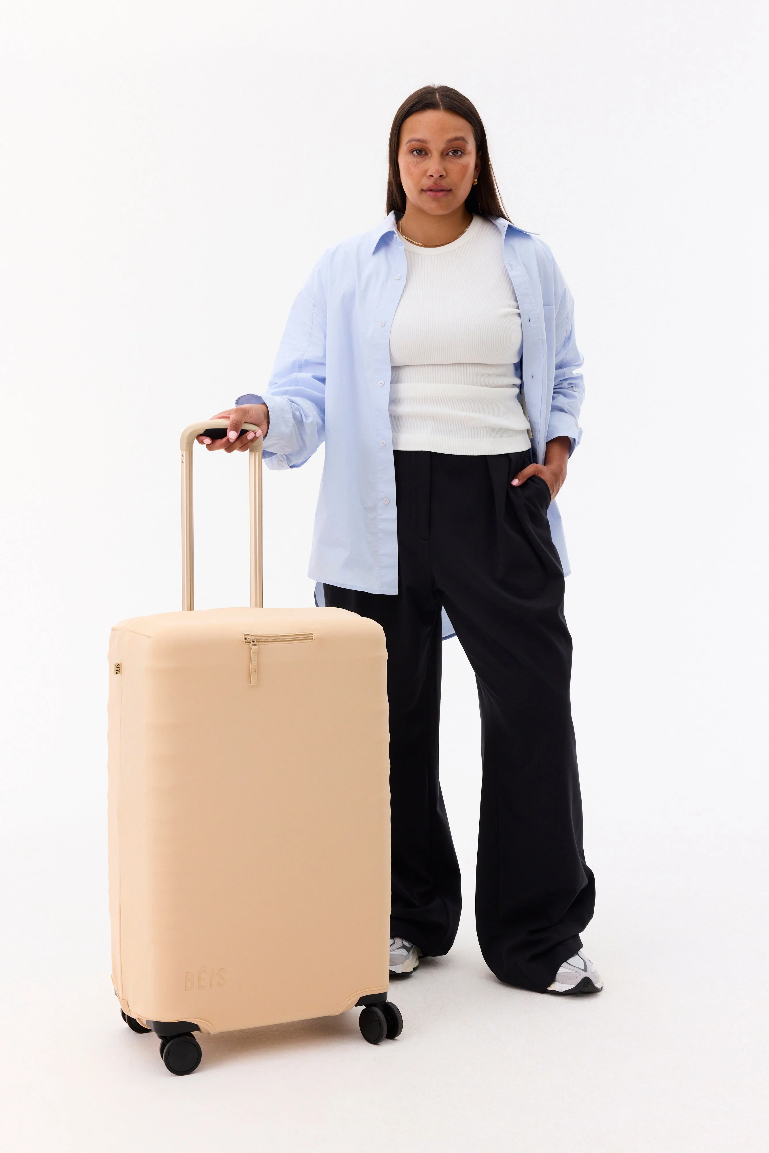 Resale The Medium Check-In Luggage Cover in Beige - Image 4