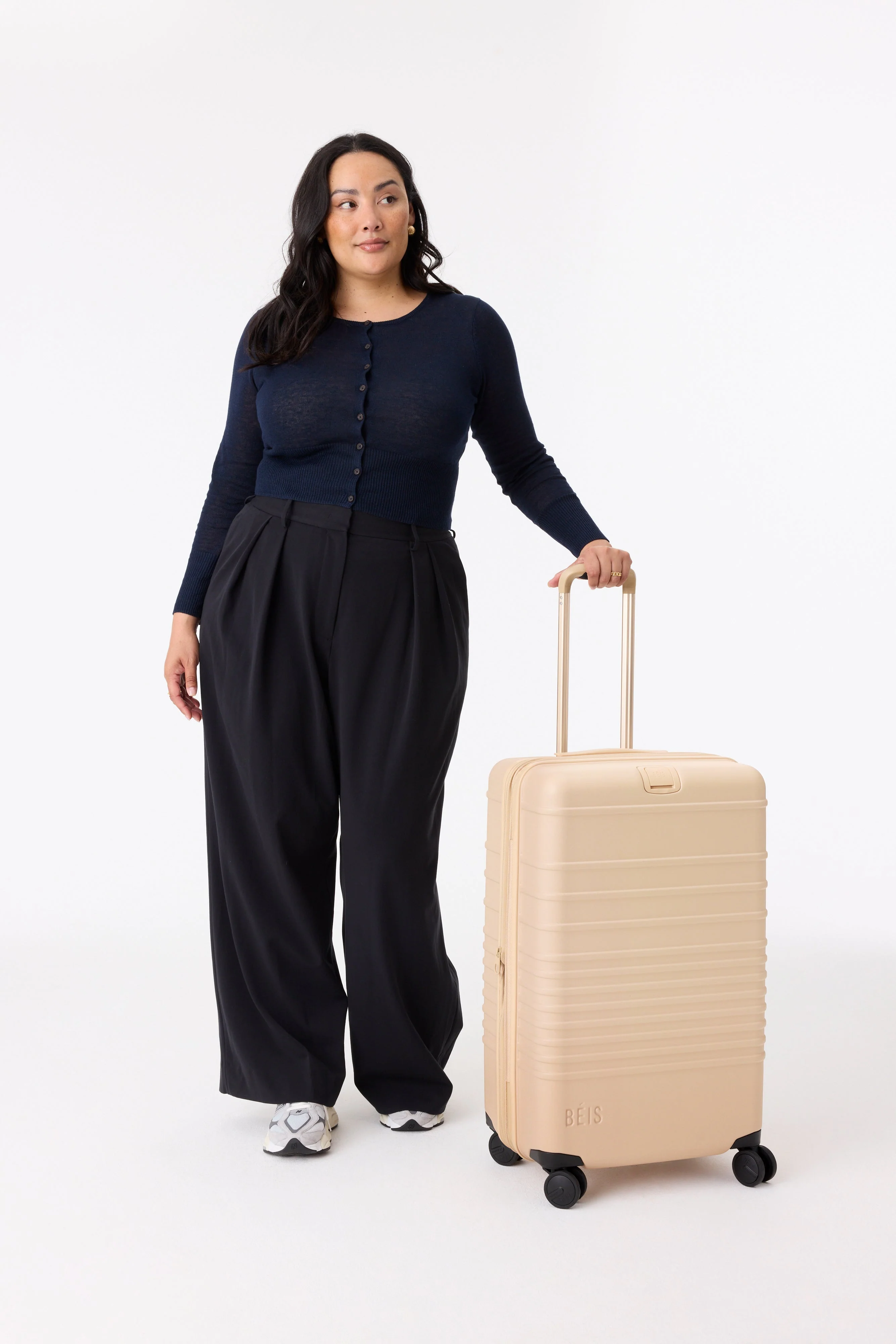 Resale The Medium Check-In Roller in Beige - Image 5