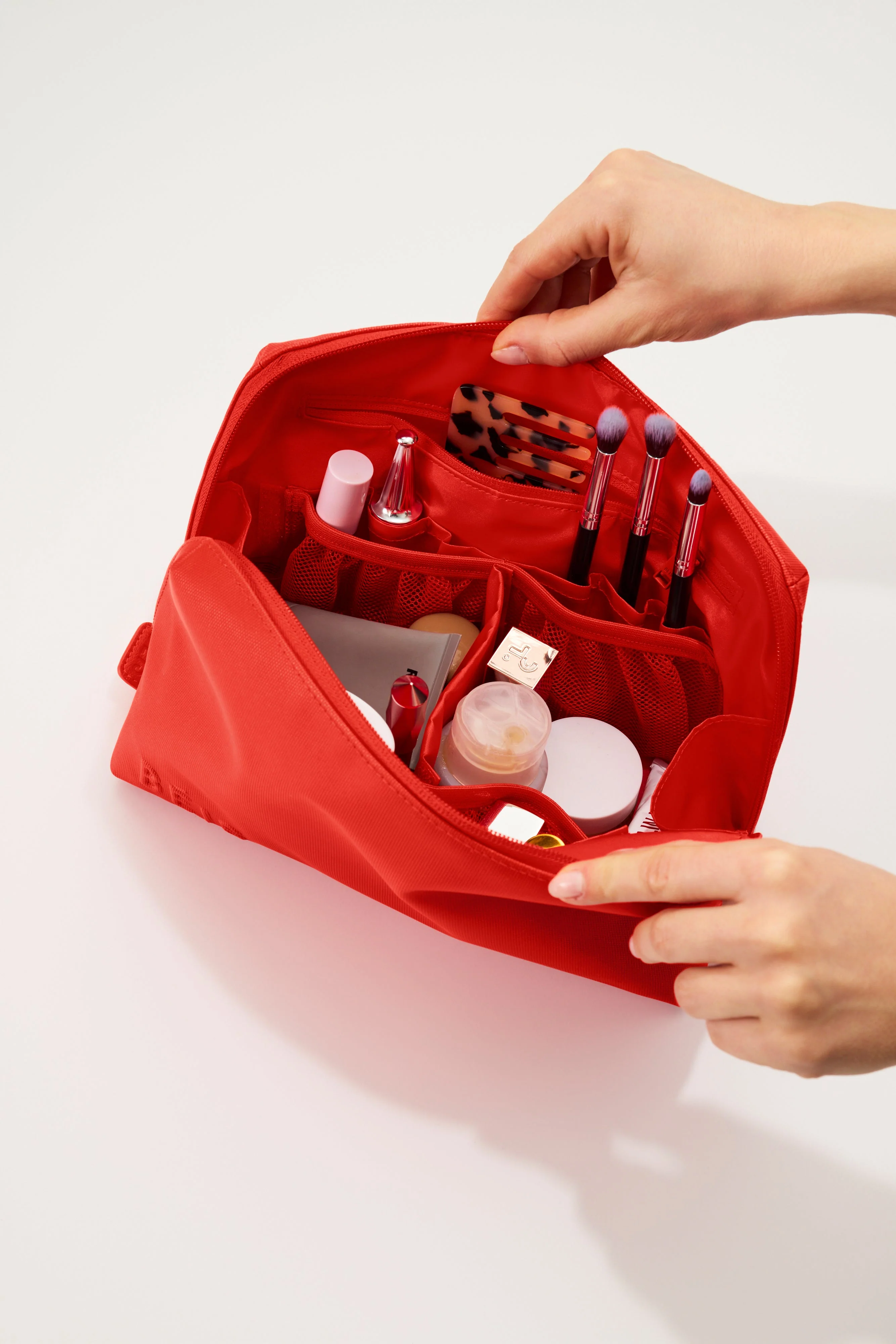 Resale The Medium Cosmetic Pouch in Flame - Image 2