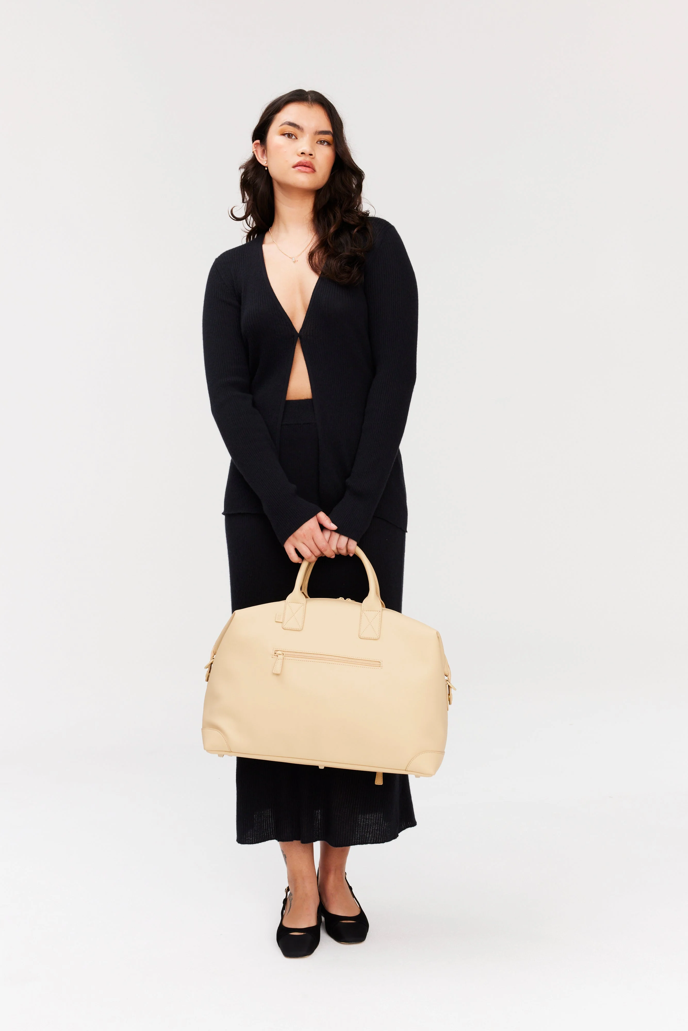 Resale The Premium Duffle in Beige - Image 5