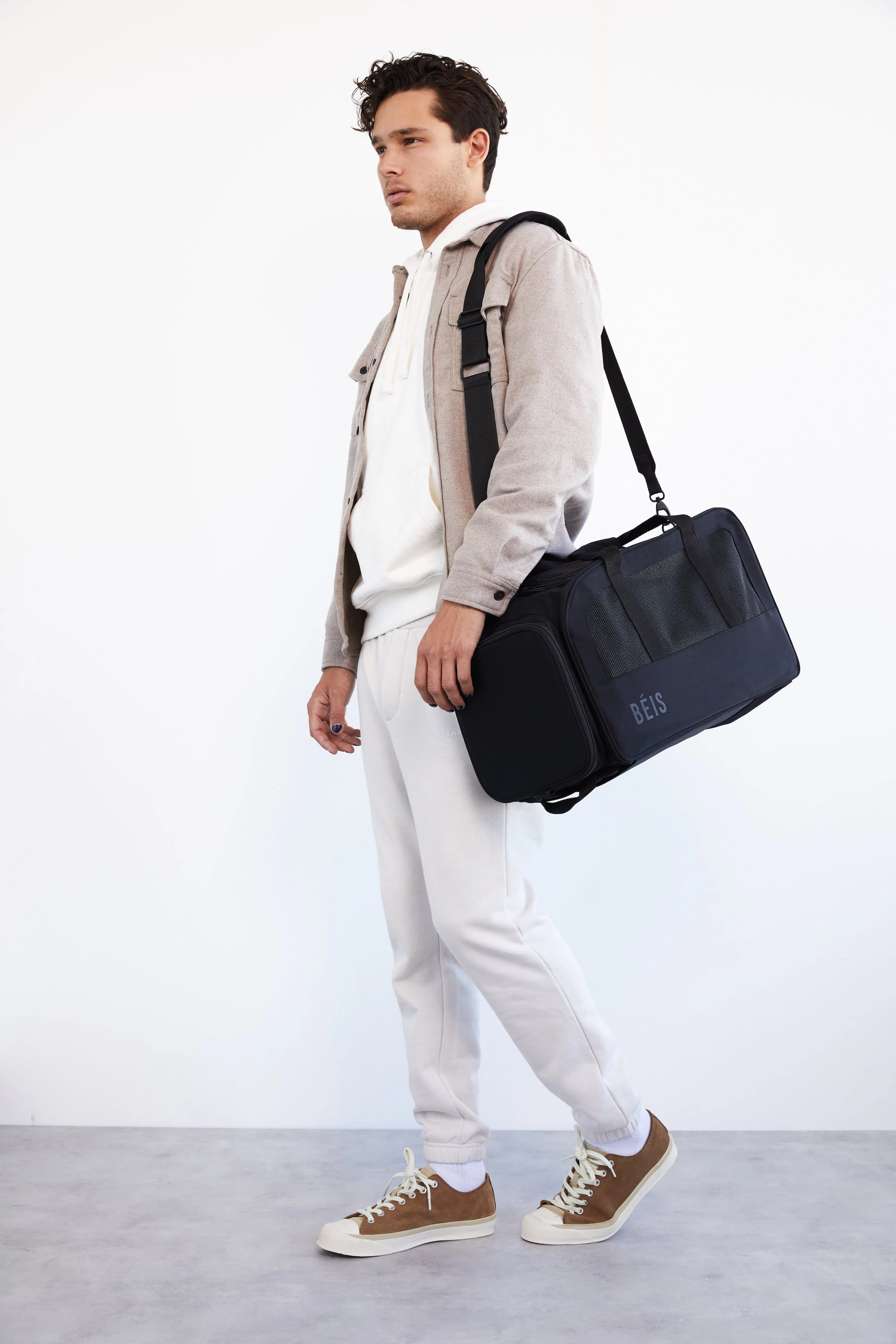 Resale The Regulation Pet Carry-on in Black - Image 10
