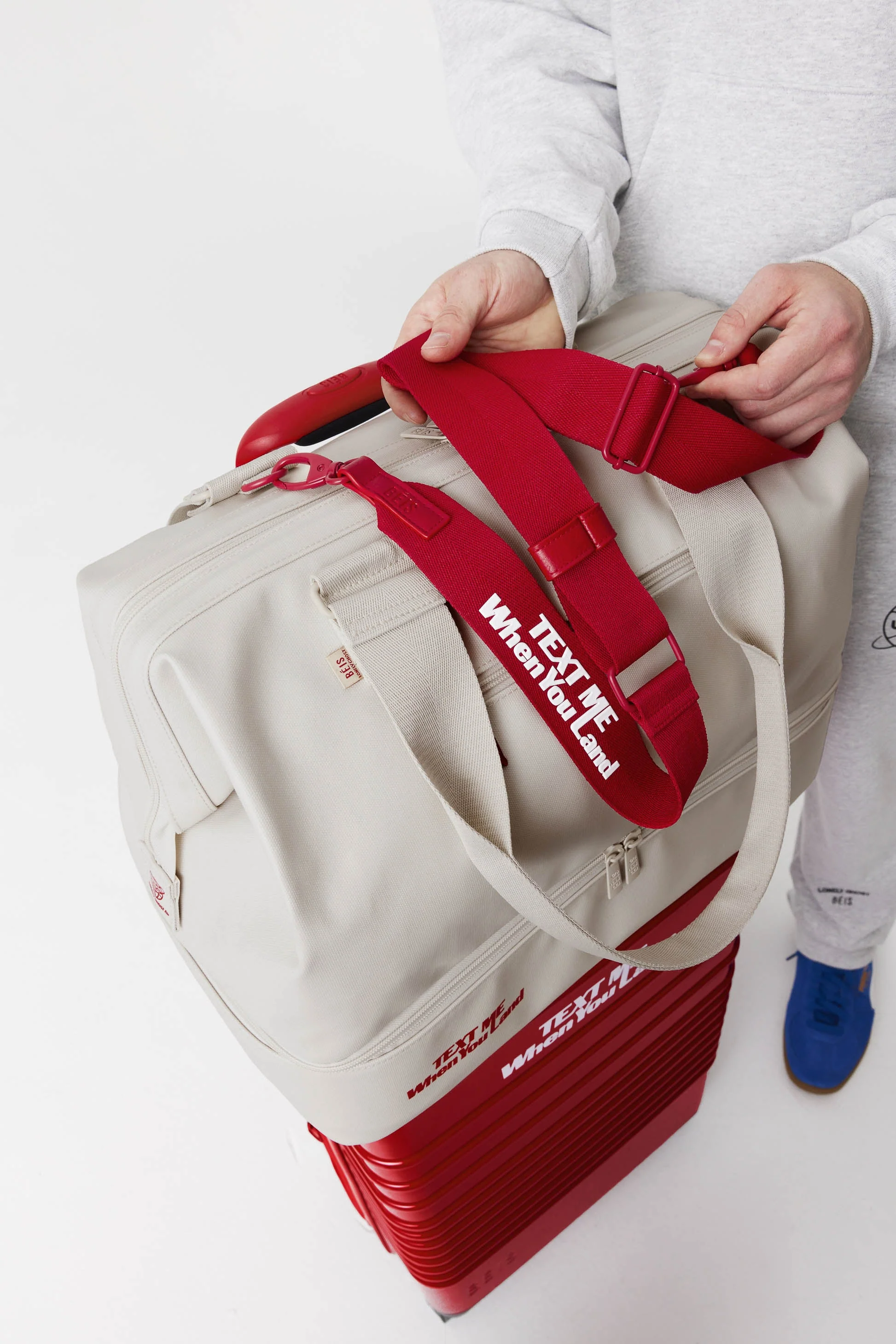 Resale The Shoulder Strap in Text Me Red - Image 3
