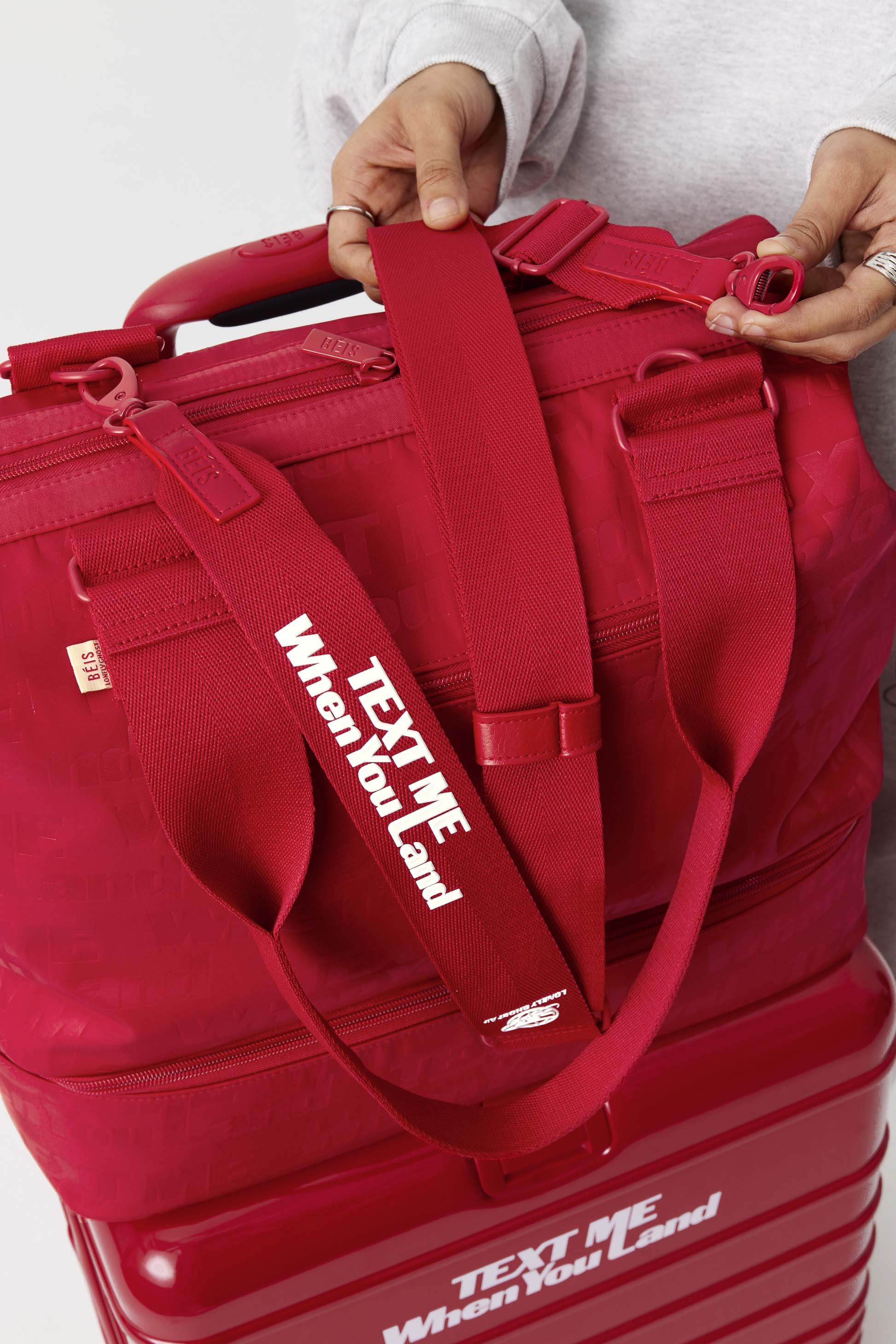 Resale The Shoulder Strap in Text Me Red - Image 4