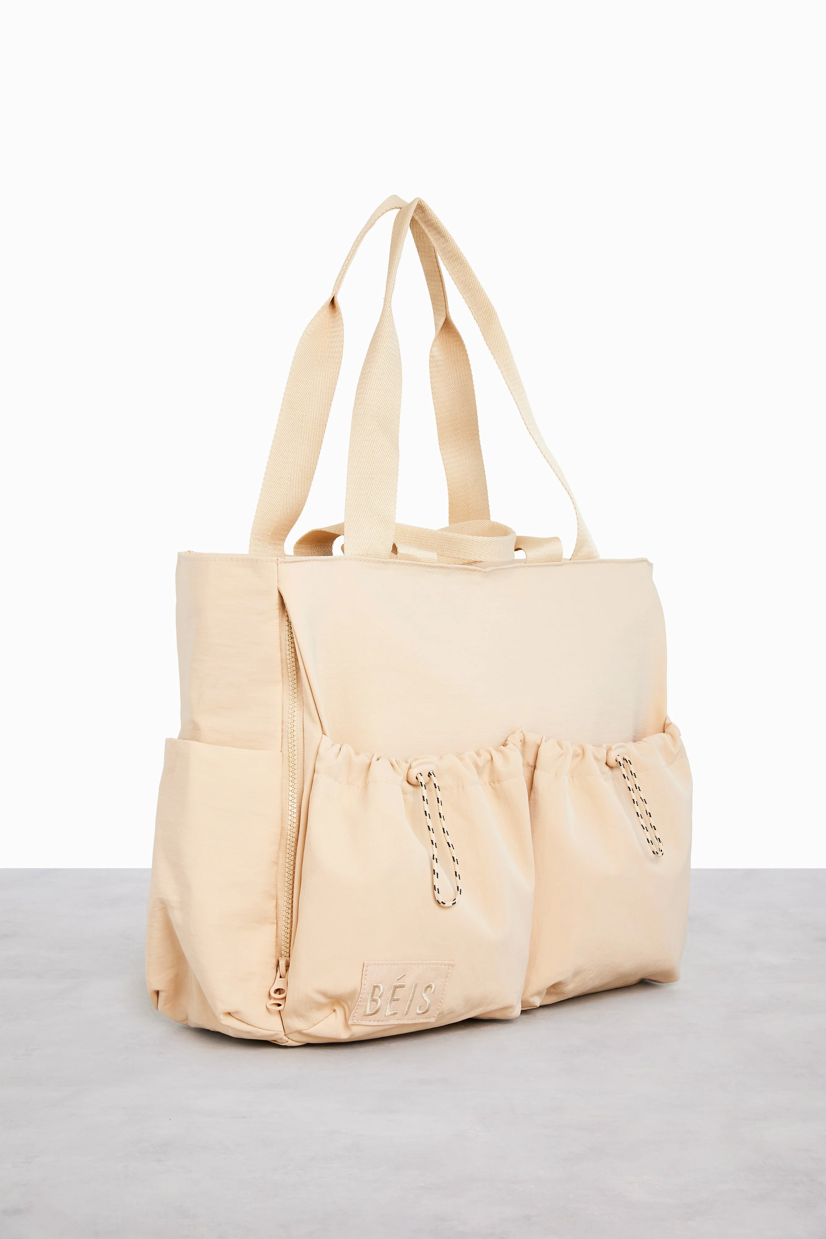 Resale The Sport Carryall in Beige - Image 2