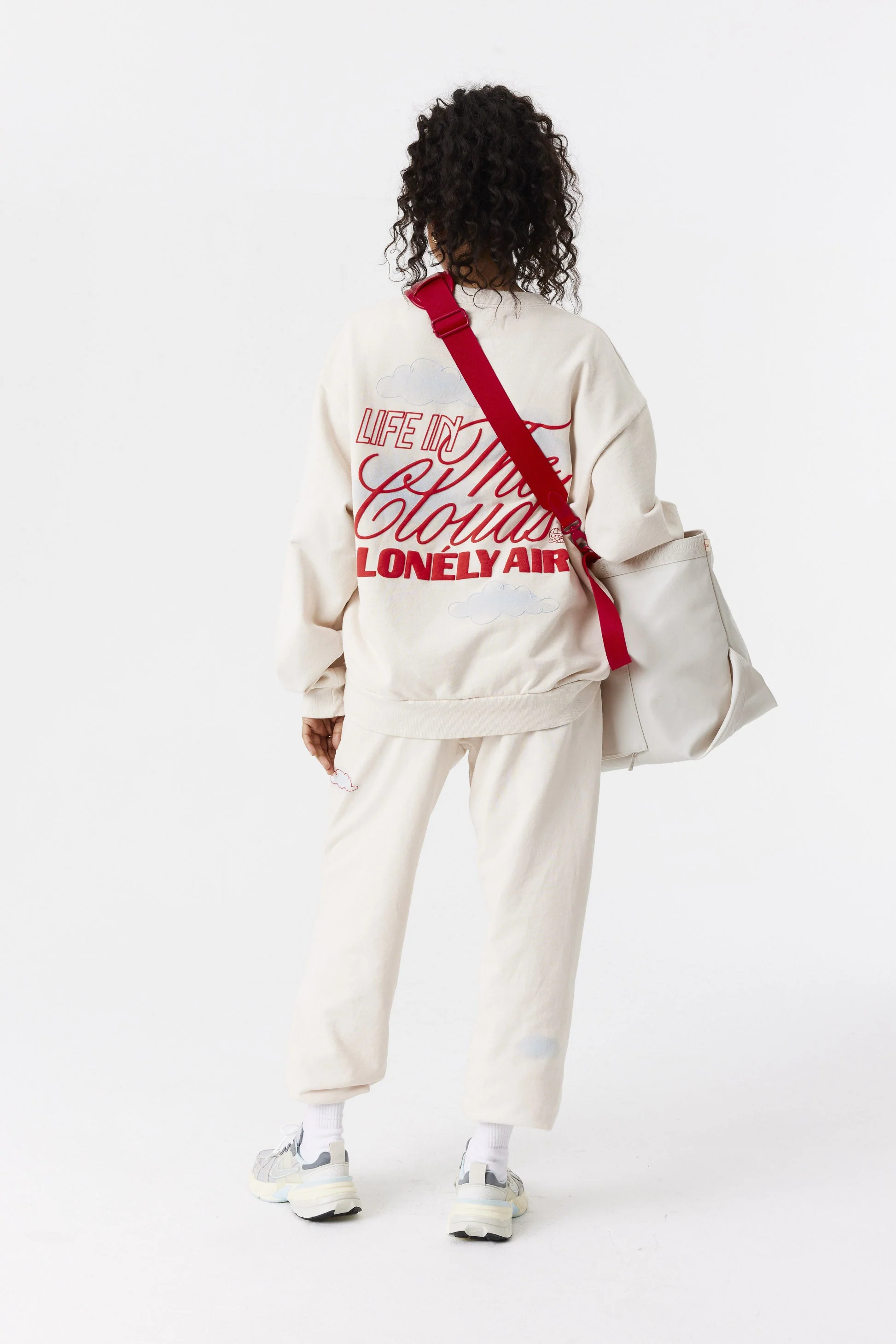 Resale The Travel Tote in Ghost White - Image 15