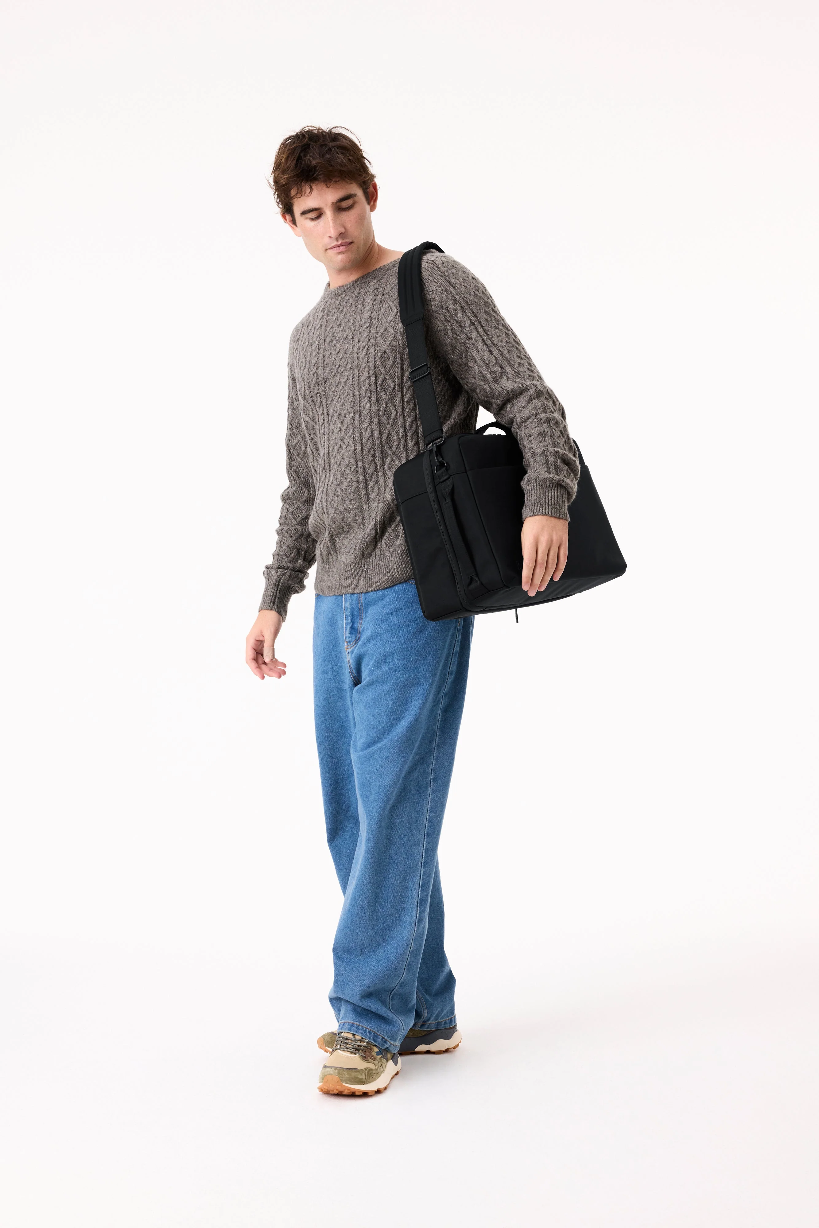 Resale The Ultimate Travel Duffle in Black - Image 5