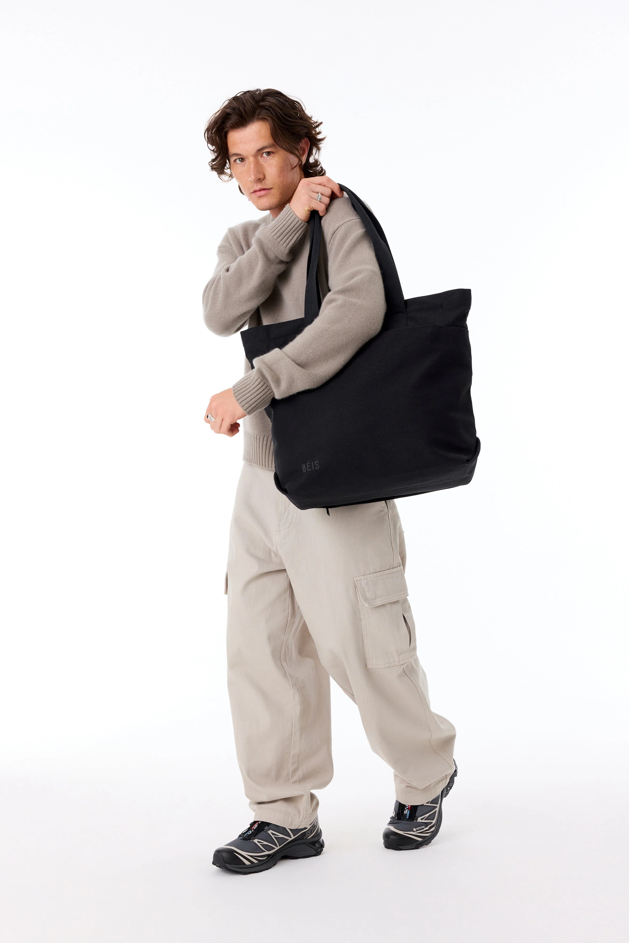 Resale The Utility Tote in Black - Image 4