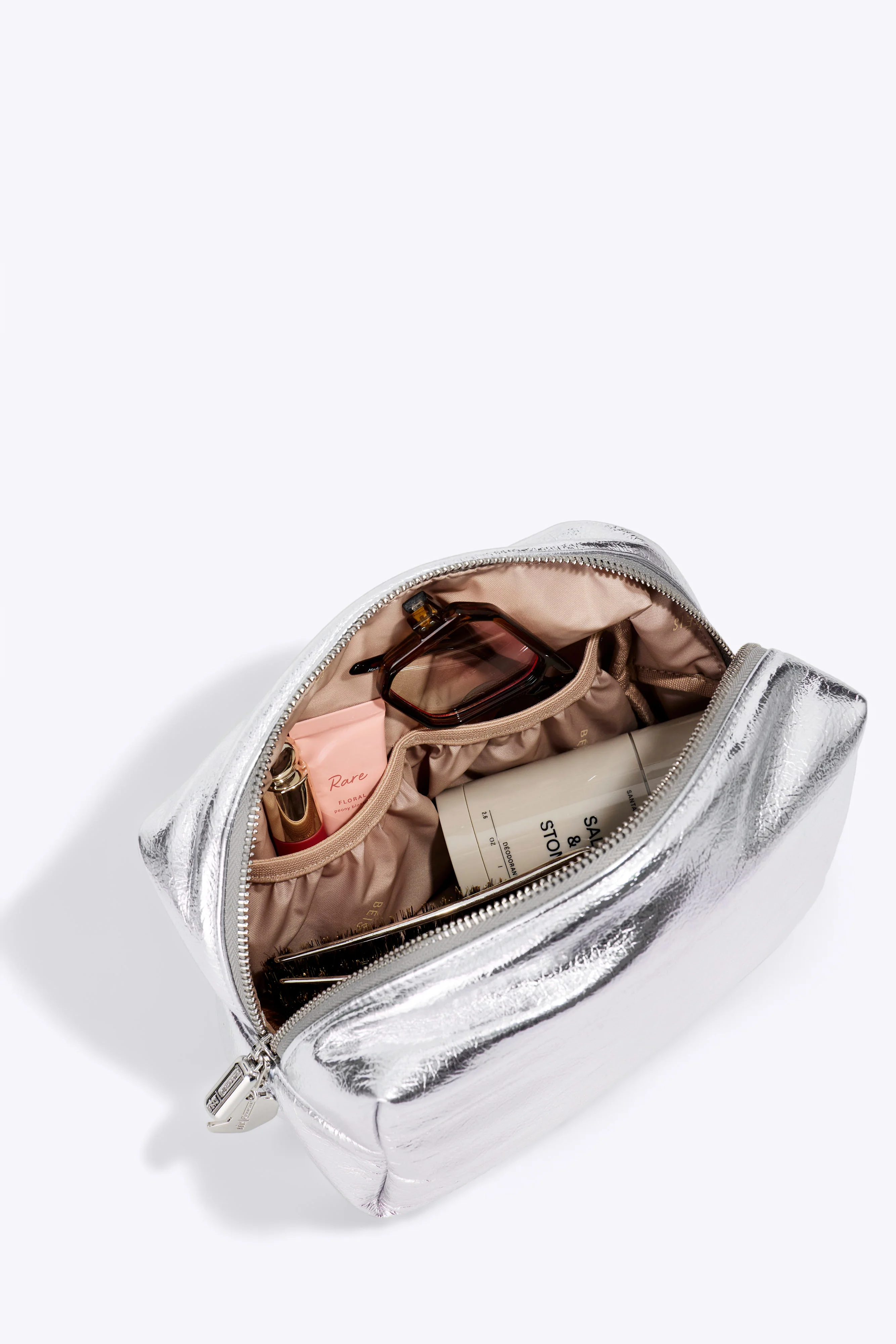 BÉIS x Chipotle The Burrito Pouch Set in Foil - Image 4