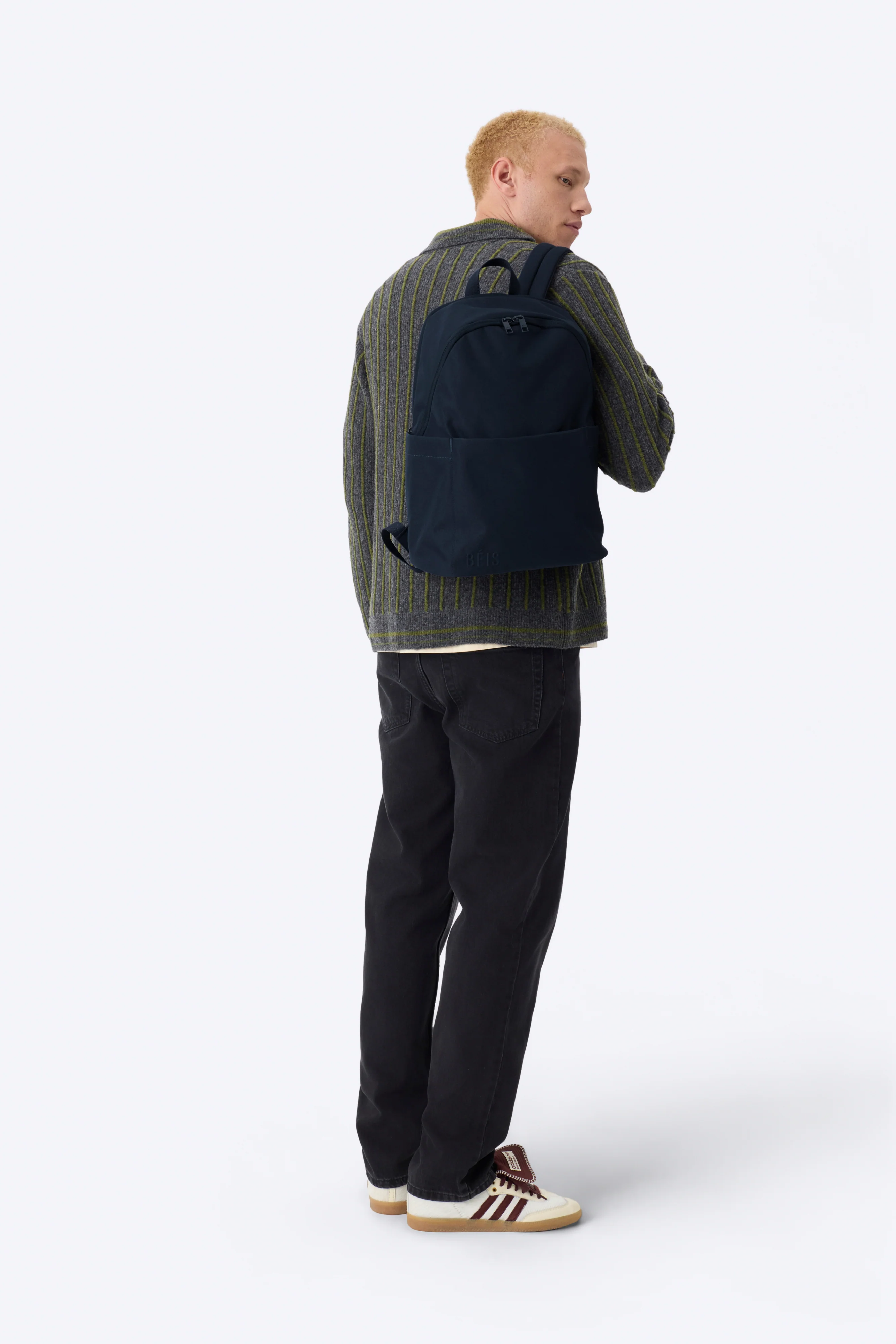 The Classic Backpack in Navy - Image 6