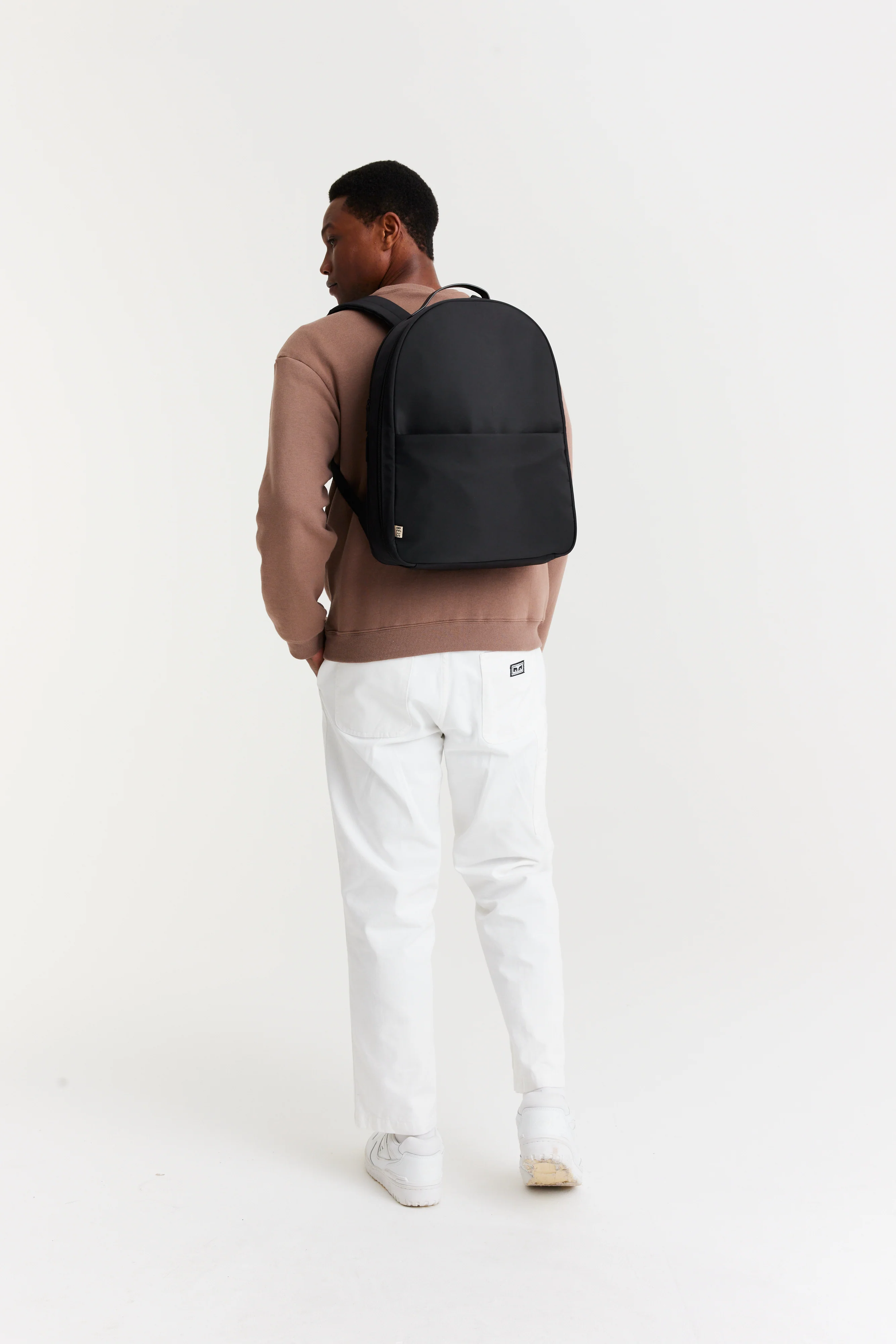 The Commuter Backpack in Black - Image 5