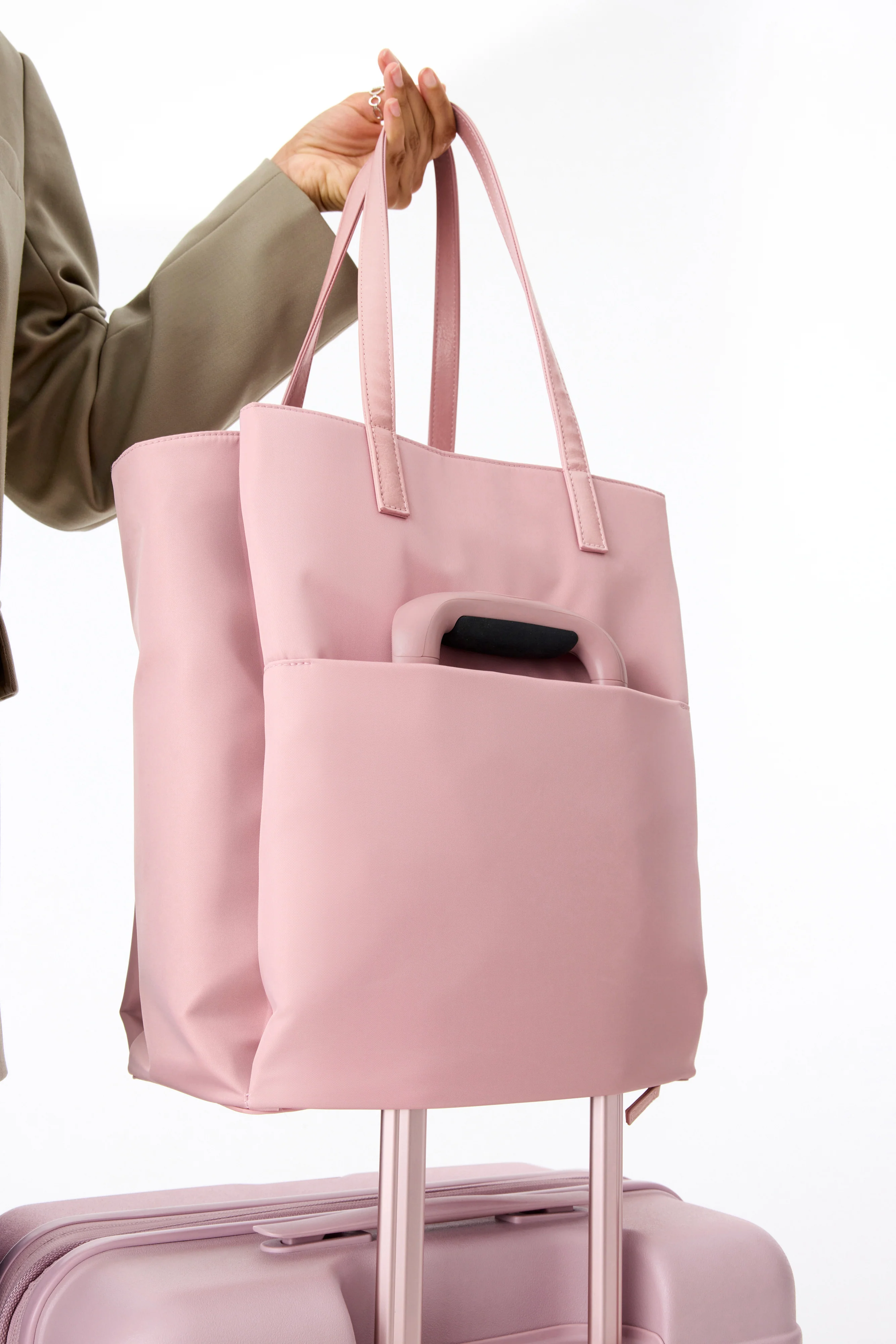 The Commuter Tote in Atlas Pink - Image 6