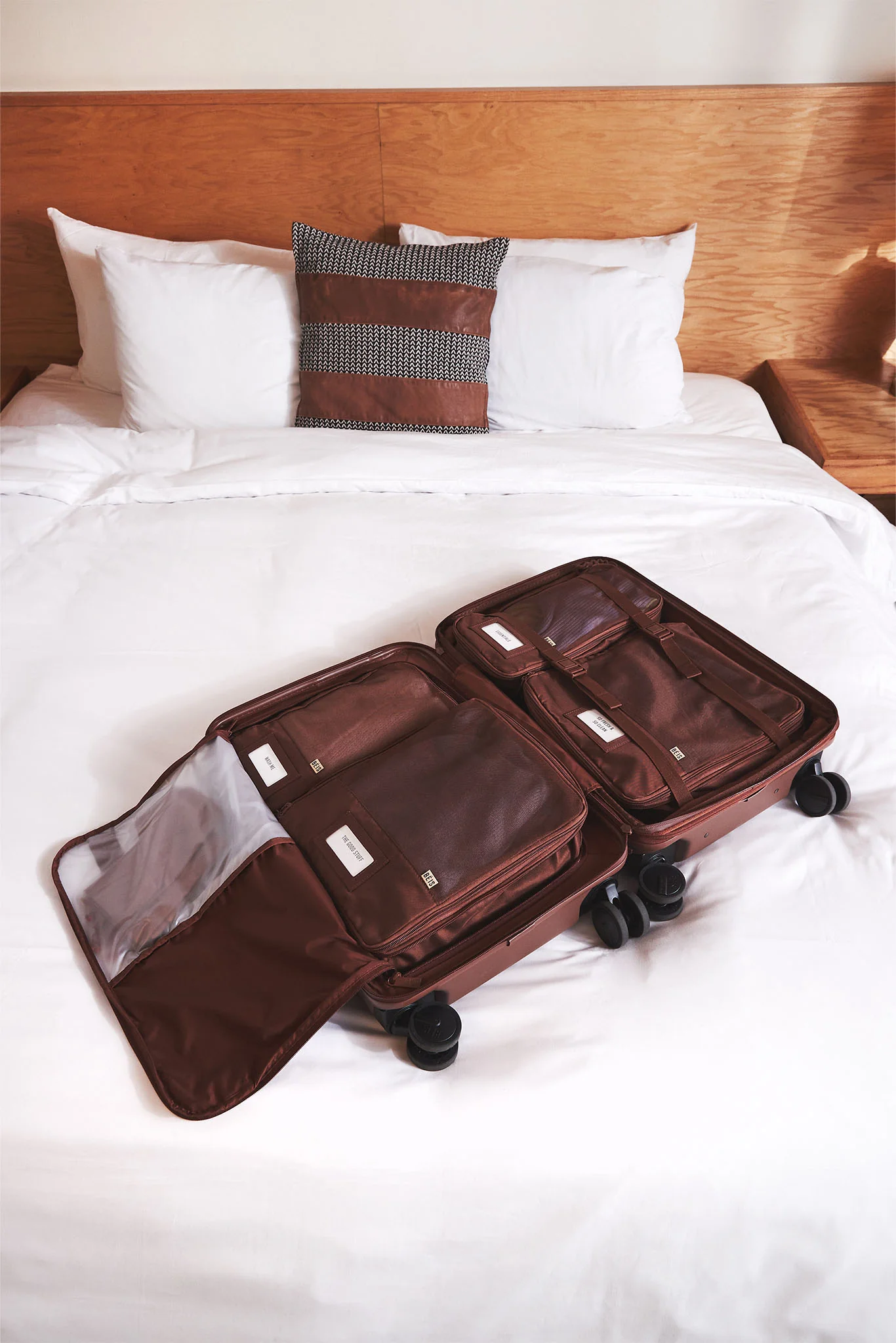 The Compression Packing Cubes 4 pc in Maple - Image 6