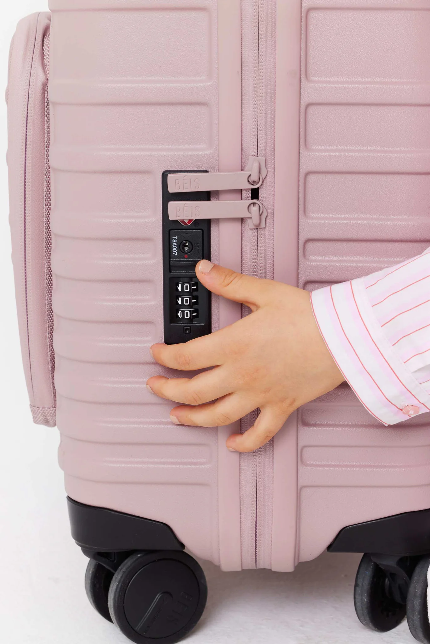 The Mini Roller in Atlas Pink - Image 11