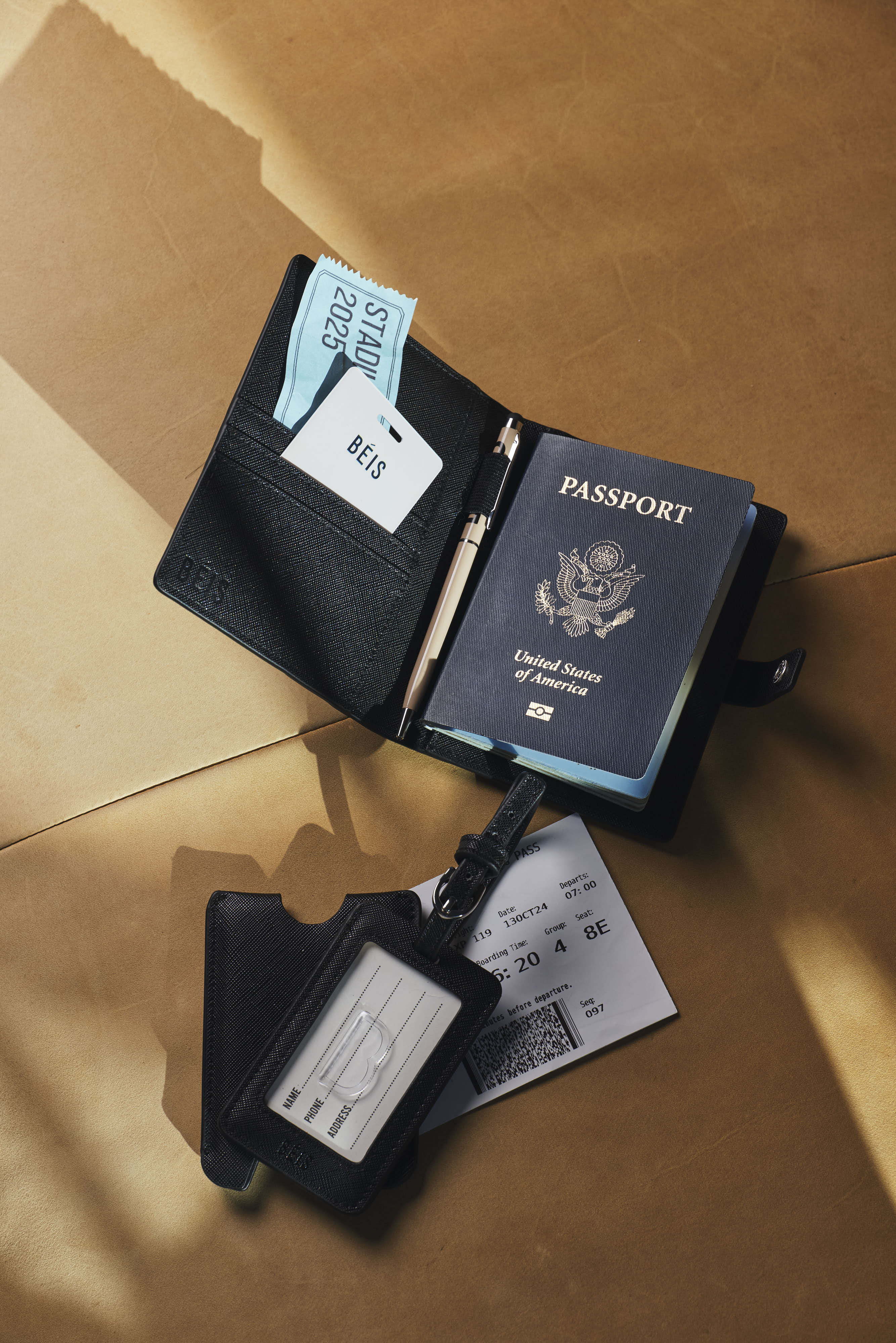 The Passport & Luggage Tag Set in Black - Image 3