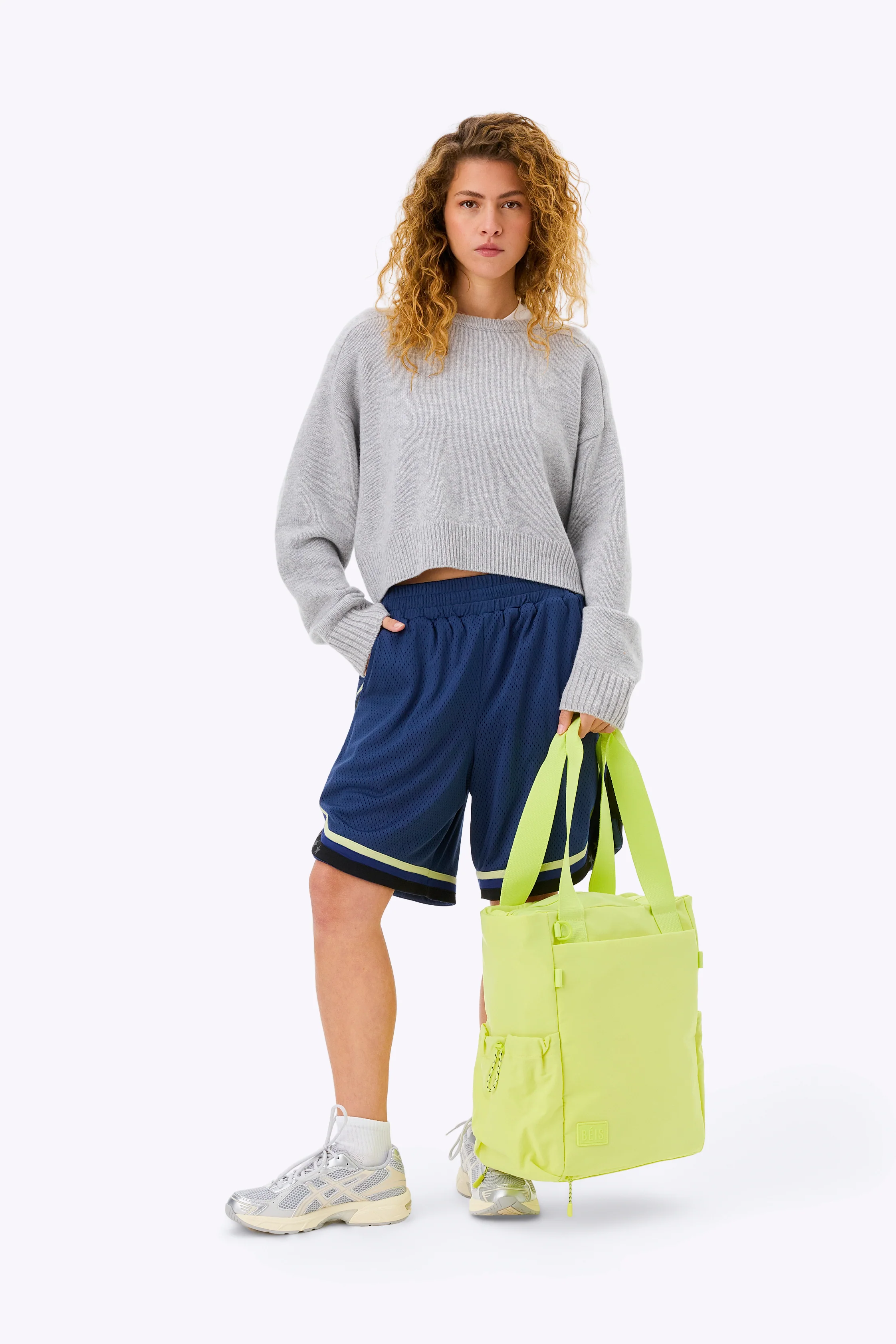 The Sport Tote in Limone - Image 7